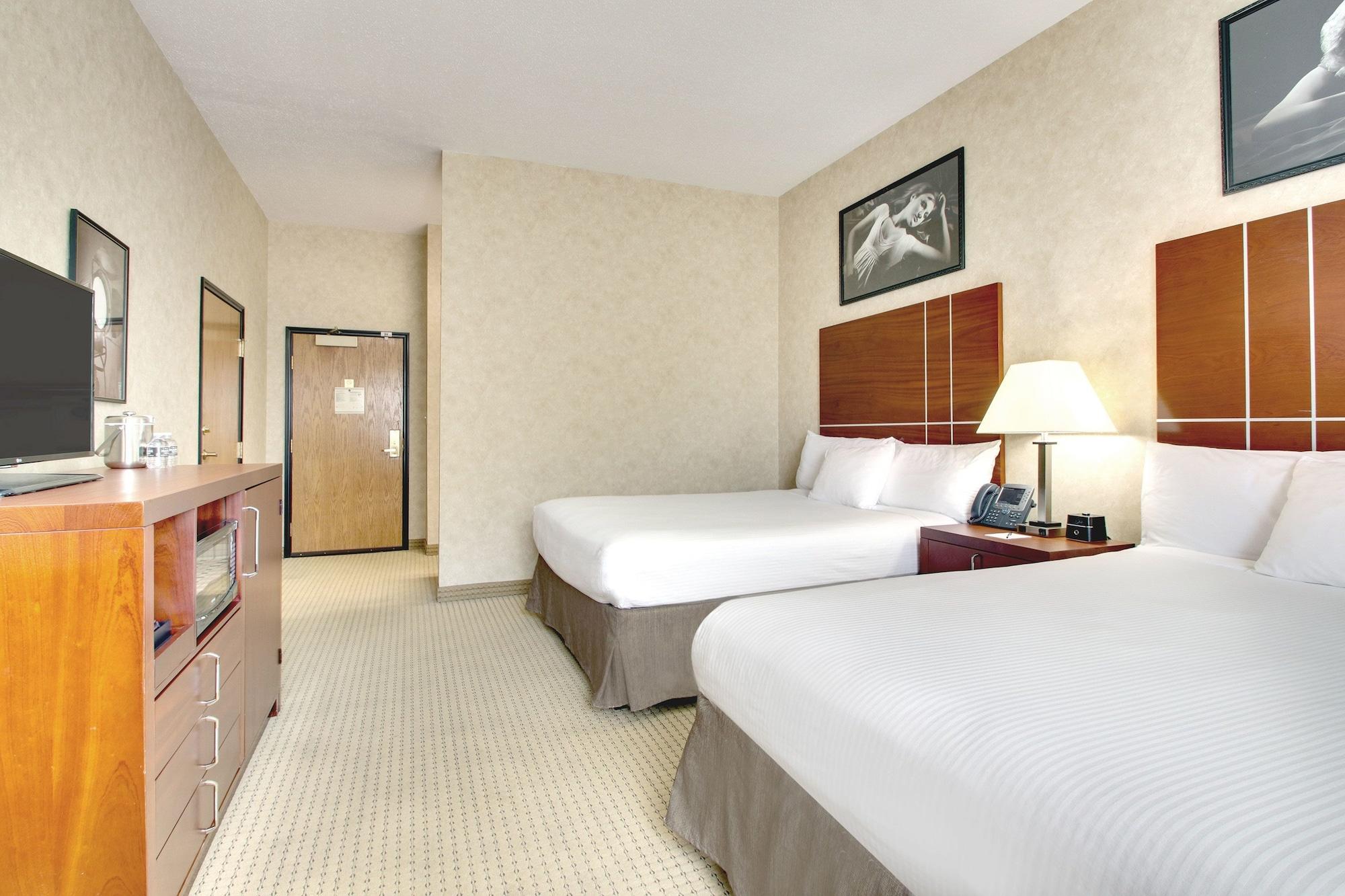 Hotel Hollywood Casino 3*