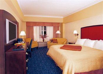 Hotel Hollywood Casino 3*